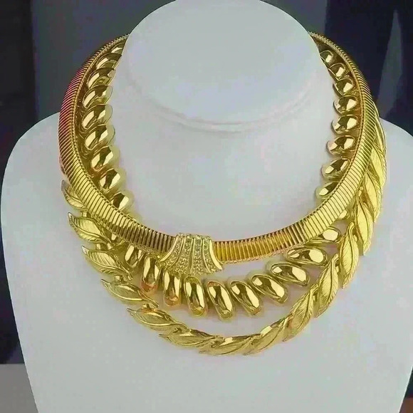 Vintage Napier Gold-toned necklaces set of 3 - Picture 16 of 16